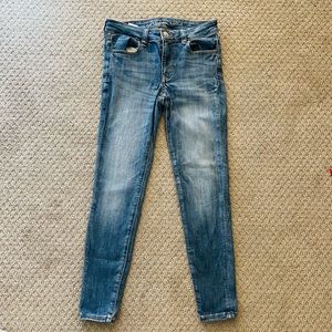 AMERICAN EAGLE NEXT LEVEL STRETCH JEANS (LIKE NEW)